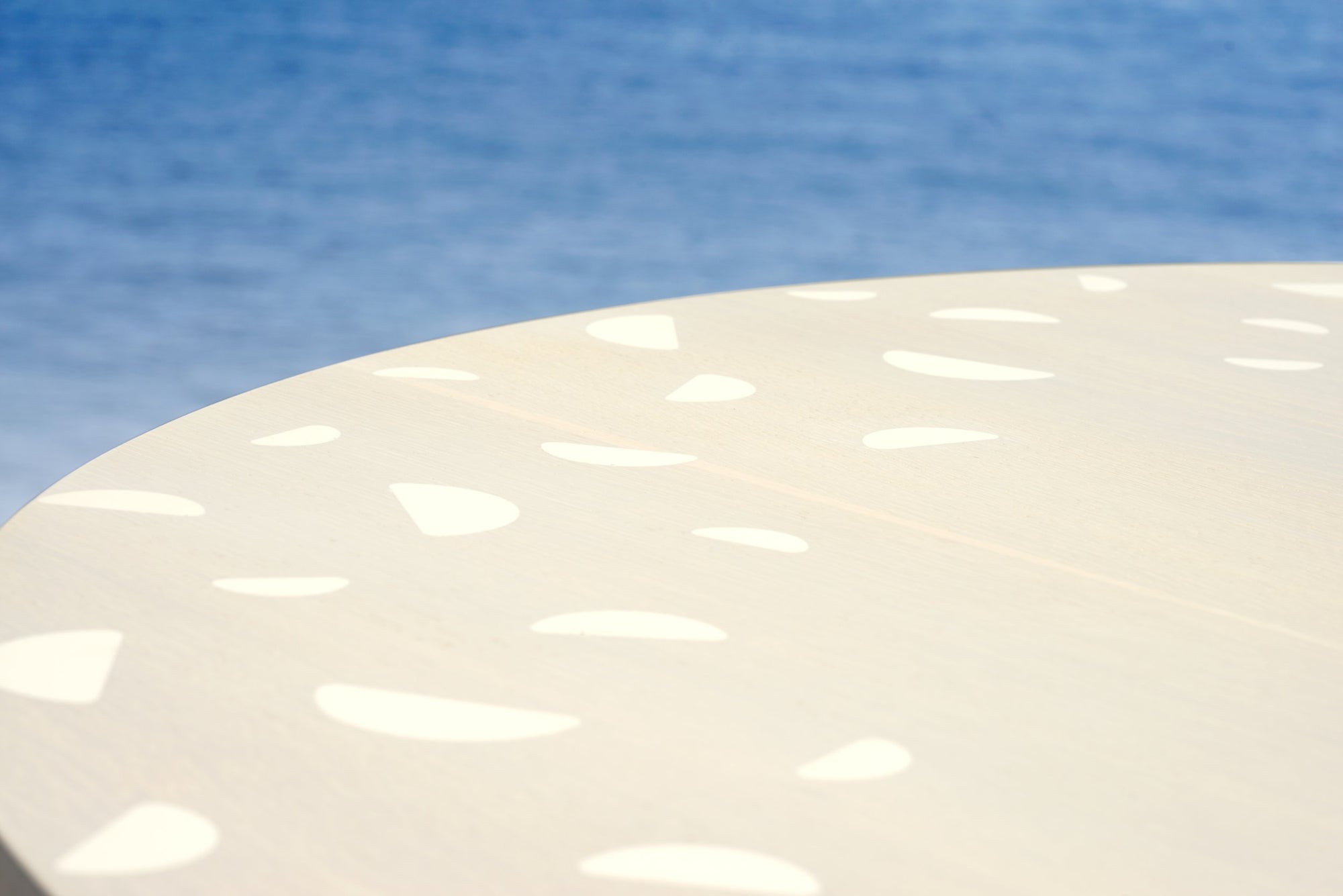 Dining Table HACHIGRAM