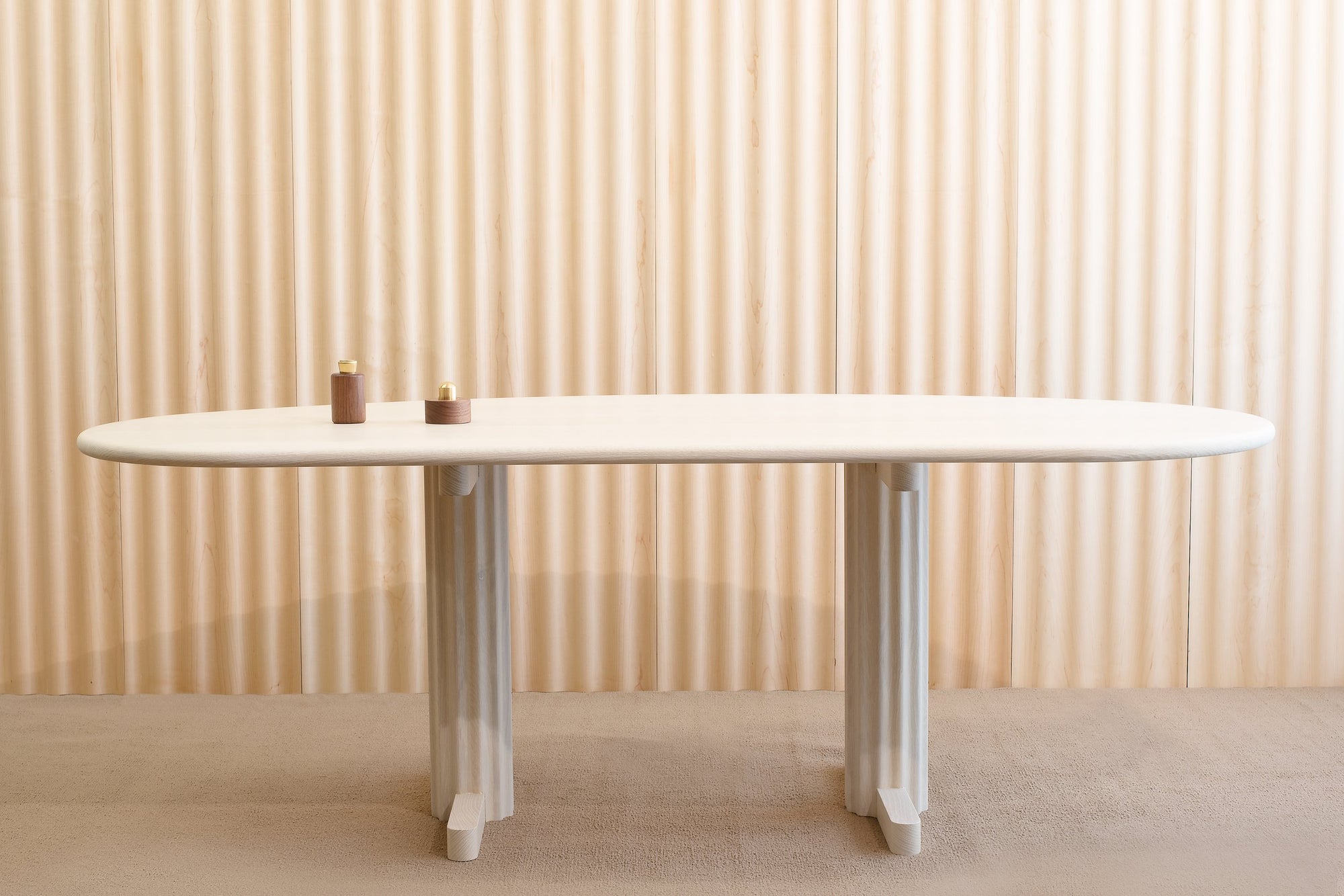 NAMI Column Dining Table